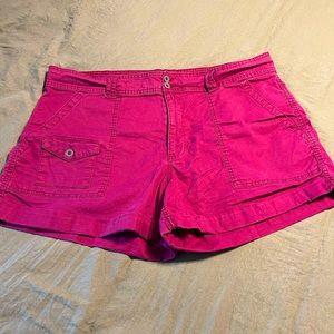 Time and tru cuffed hem shorts, size 18, good used condition.